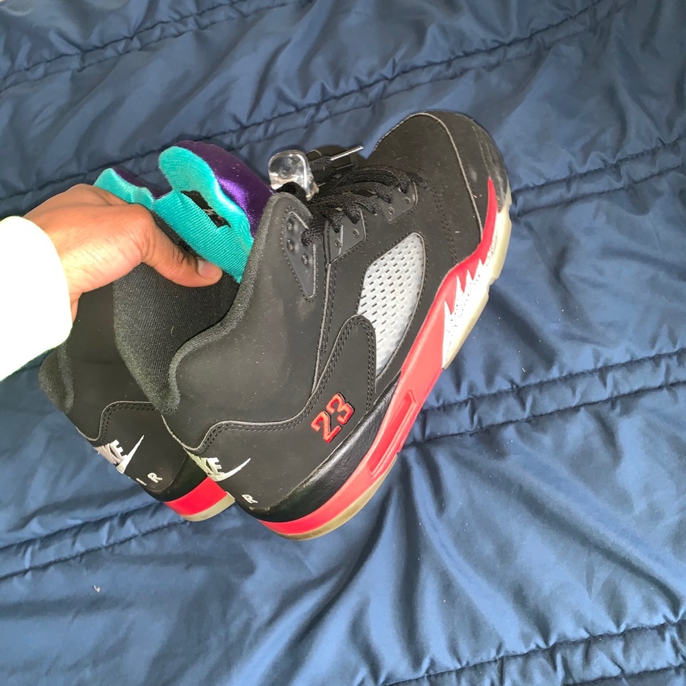 Jordan 5 “Top 3” size 9